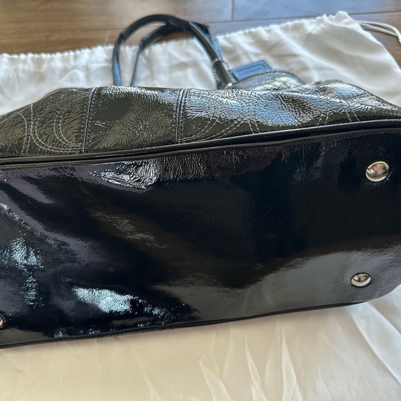 Coach Black Patent Leather Logo Kiss Lock Carryall Purse Bag Stitched C - Picture 5 of 5